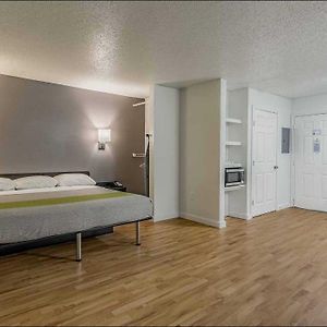 King Room Disability Access Smoking